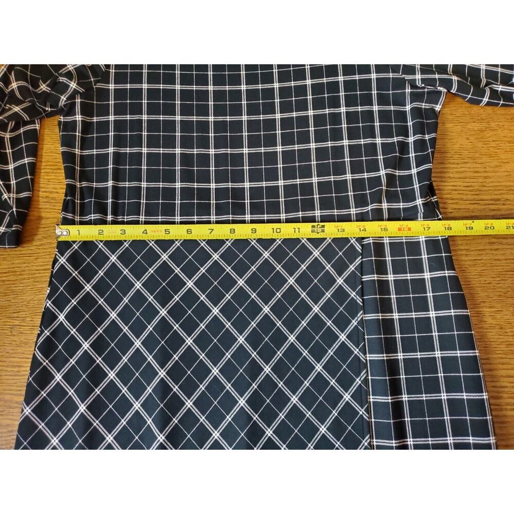 J. Jill Wearever Collection Medium Dress Stretch Knit Black‎ Plaid Wrap Front - Picture 11 of 12